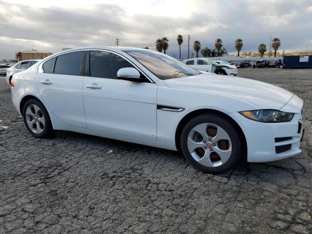 SAJAR4BG8HA973324 Jaguar XE