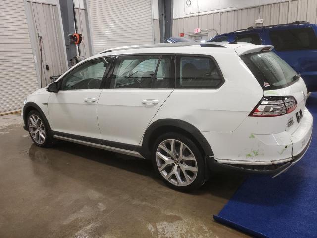 3VWH17AU5JM759796 Volkswagen 2018
