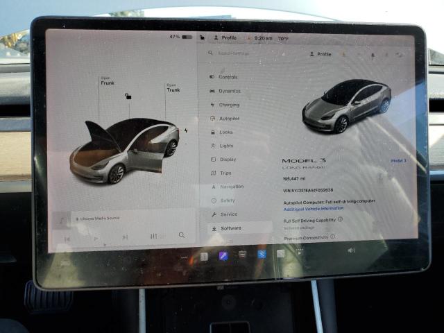 5YJ3E1EA9JF052638 Tesla 2018
