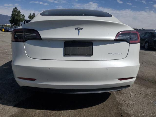 5YJ3E1EB4NF133531 Tesla 2022