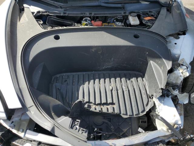 5YJ3E1EB4NF133531 Tesla 2022