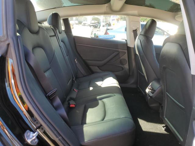 5YJ3E1EA5PF687588 Tesla MODEL 3