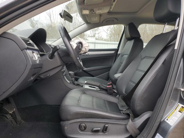1VWLA7A30KC013616 Volkswagen Passat Wol