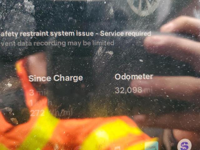 5YJ3E1EAXPF544233 Tesla MODEL 3