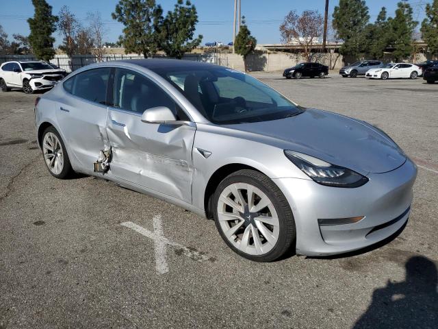 5YJ3E1EA9JF052638 Tesla 2018