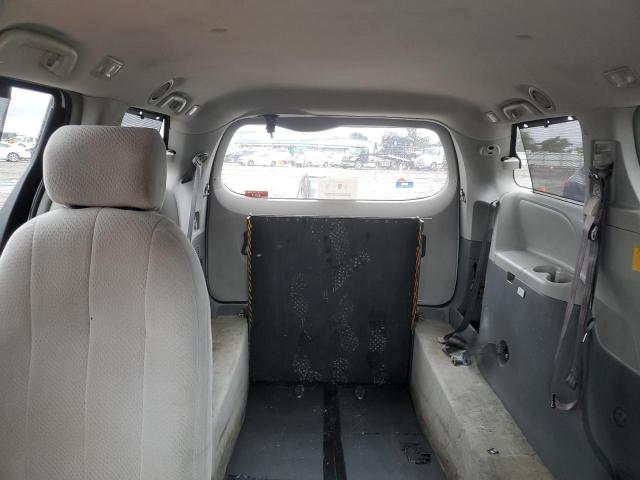 5TDKK3DC3ES500229 Toyota SIENNA LE