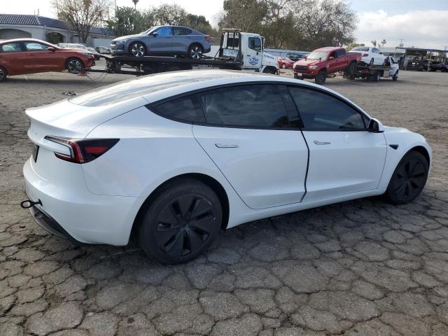 5YJ3E1EA4RF812230 Tesla 2024