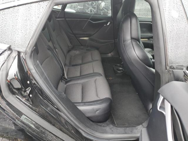 5YJSA1E26JF261691 Tesla 2018