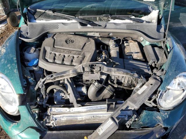 3VWFD7AT7JM700755 Volkswagen BEETLE S