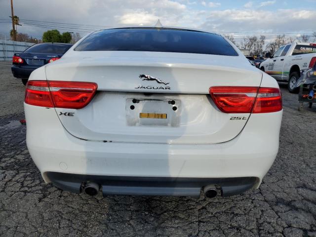 SAJAR4BG8HA973324 Jaguar XE
