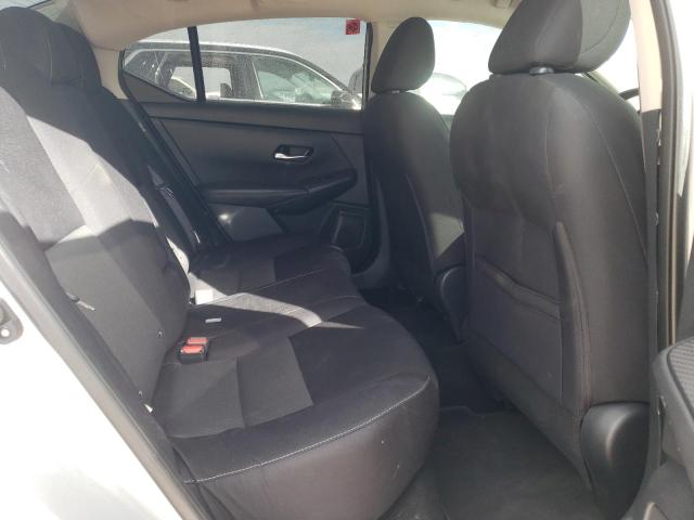 3N1AB8CV8MY315986 Nissan Sentra