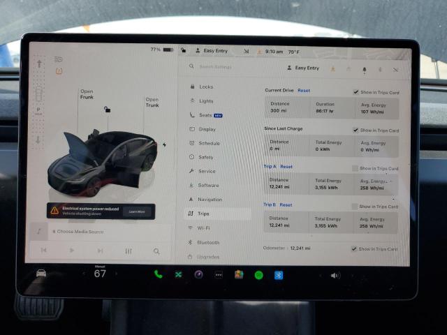 5YJ3E1EB5RF729799 Tesla 2024