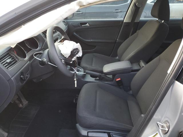 3VW267AJ3GM305147 Volkswagen 2016