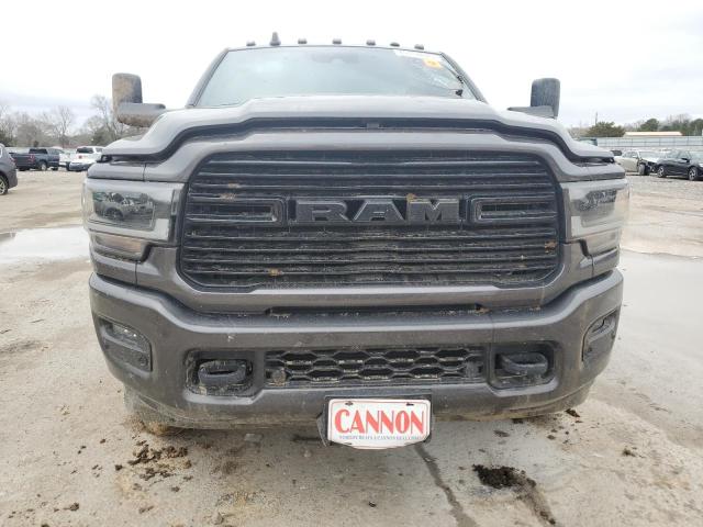 3C6UR5FL7NG267832 RAM 2500 Laram