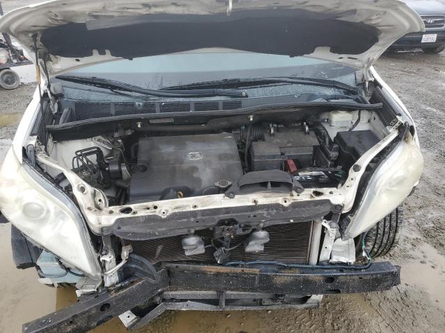 5TDKK3DC3ES500229 Toyota SIENNA LE