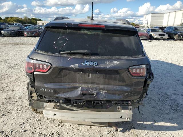 3C4NJDBBXJT436593 Jeep COMPASS LA