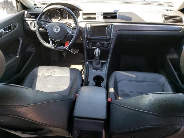 1VWDT7A34HC054788 Volkswagen Passat R-line