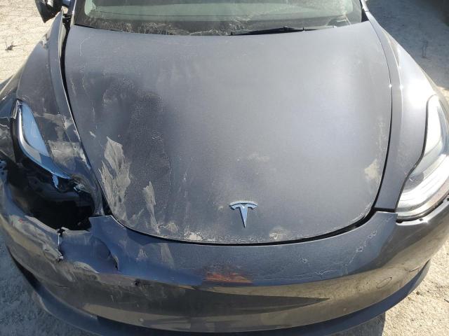 5YJ3E1EB8NF332971 Tesla MODEL 3
