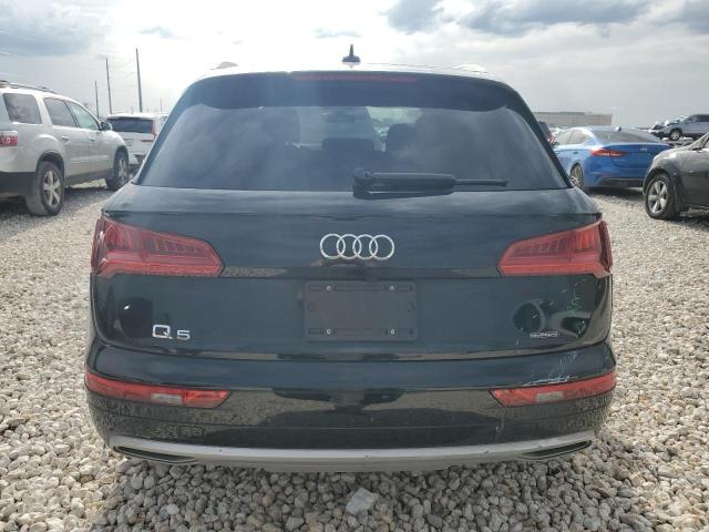 WA1BNAFY8K2077651 Audi Q5 Premium Plus