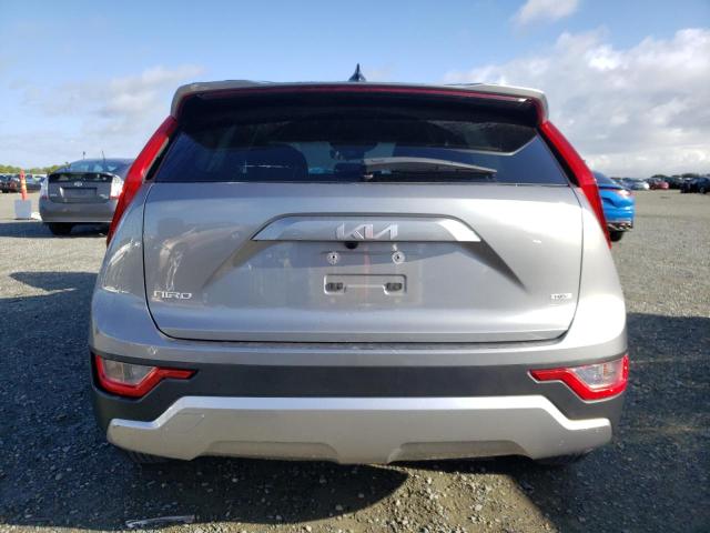 KNDCP3LE5P5070432 KIA NIRO LX