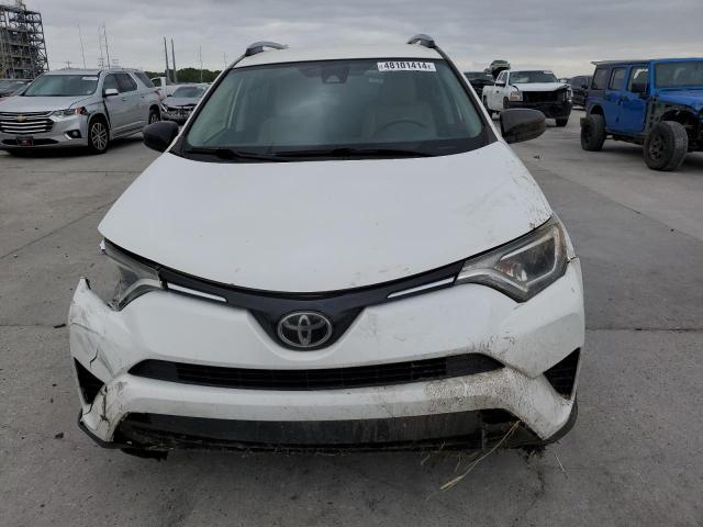 JTMZFREV4HJ701693 Toyota RAV4 LE