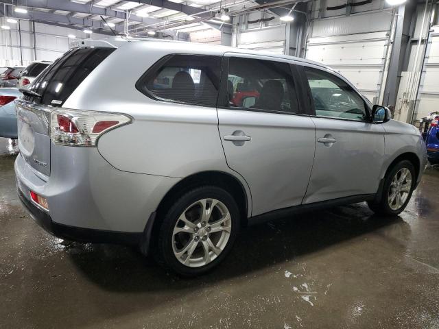JA4AZ3A39EZ009023 Mitsubishi Outlander Se