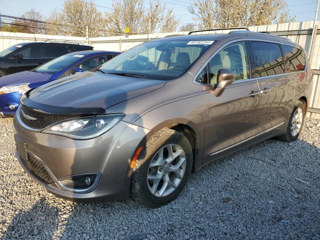 48792254 :رقم المزاد ، 2C4RC1EG2JR112607 vin ، 2018 Chrysler Pacifica Touring L Plus مزاد بيع