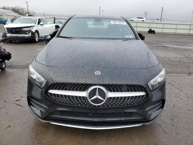 W1K3G4FB5NJ328384 Mercedes-Benz A 220 4matic