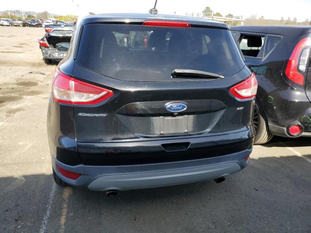 1FMCU0G77GUA23343 Ford ESCAPE SE