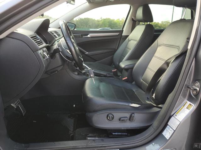 1VWDT7A31HC073864 Volkswagen Passat R-line
