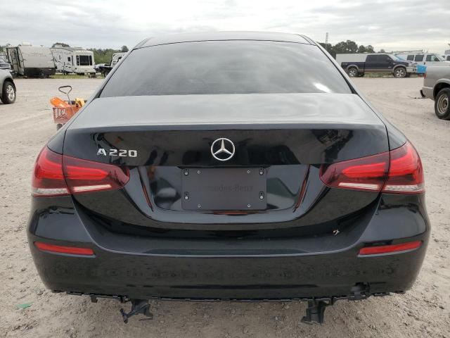 W1K3G4EB5LJ204193 Mercedes-Benz A 220
