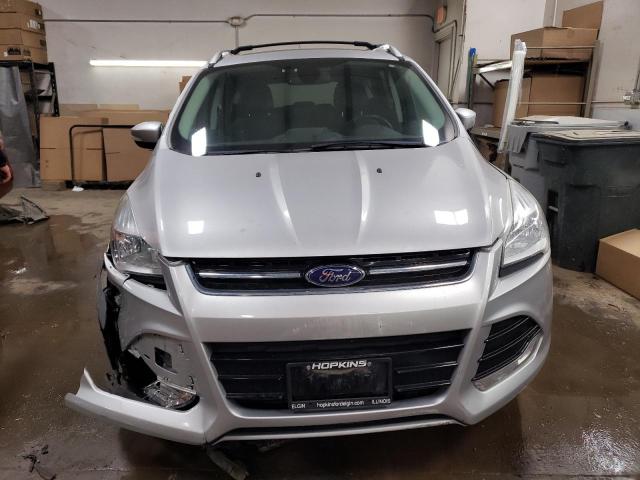 1FMCU9J91EUA15959 Ford Escape Titanium