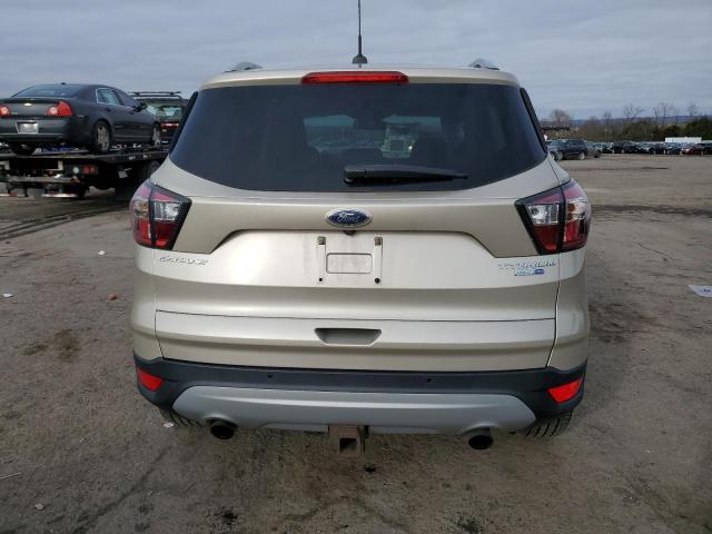 1FMCU9J92HUA90125 Ford Escape Titanium