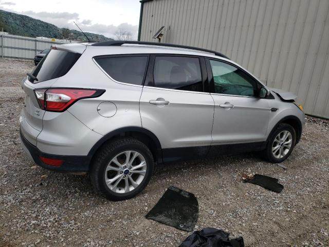 1FMCU9G96HUD65048 Ford ESCAPE SE