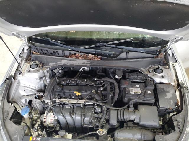 3KPF24AD9KE048586 KIA FORTE FE