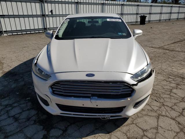 3FA6P0H71FR276533 Ford FUSION SE