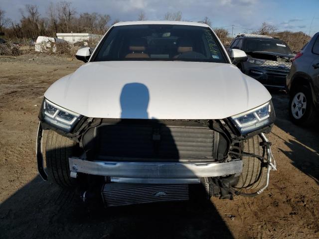 WA1BNAFY9J2240516 Audi Q5 Premium Plus