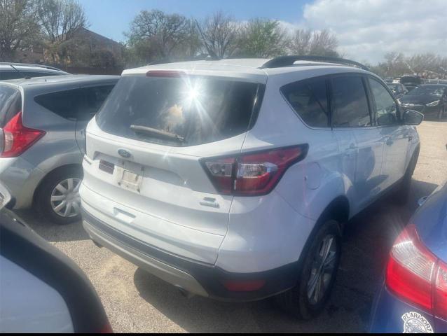 1FMCU0GD0JUD07619 Ford ESCAPE SE