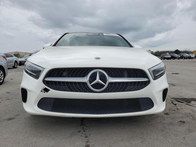 WDD3G4EB9KW012793 Mercedes-Benz A 220
