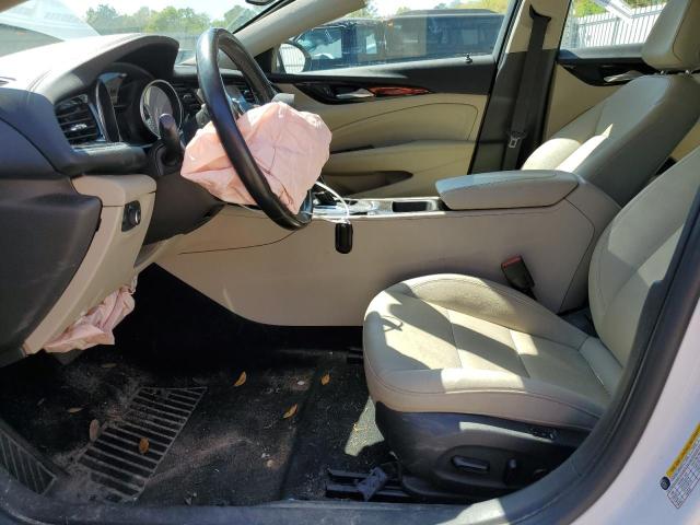 W04GP6SX5J1069179 Buick Regal Essence