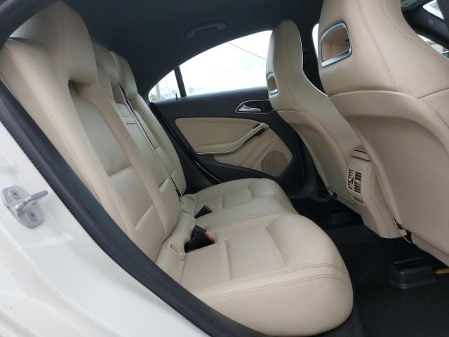 WDDSJ4EB2JN506933 Mercedes-Benz CLA 250