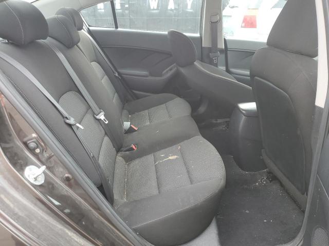 3KPFK4A76HE108049 KIA FORTE LX