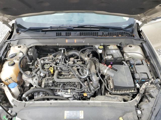 3FA6P0HDXJR264427 Ford FUSION SE