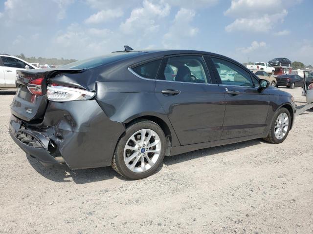 3FA6P0HD7KR229118 Ford FUSION SE