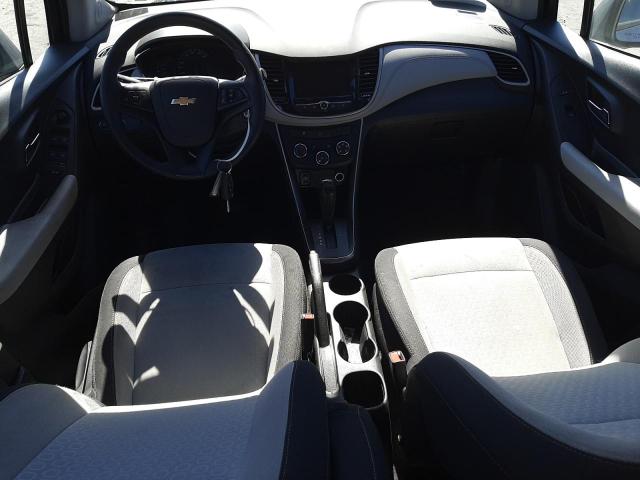 3GNCJKSB8LL277322 Chevrolet TRAX LS