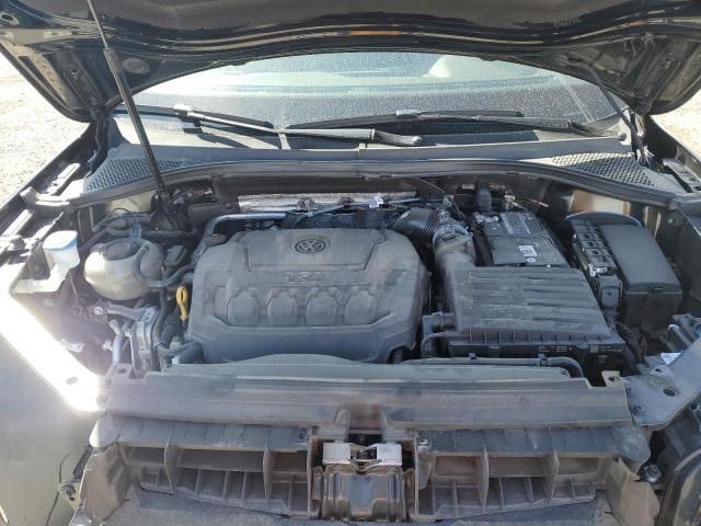 3VVCB7AX6NM109032 Volkswagen Tiguan Se R-line Black