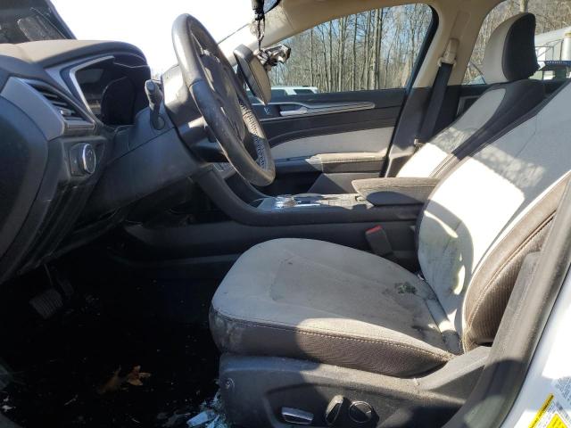3FA6P0HD5LR261261 Ford FUSION SE