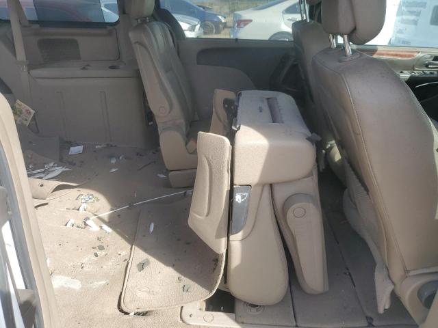 2C4RC1BG8ER400206 Chrysler TOWN & COU