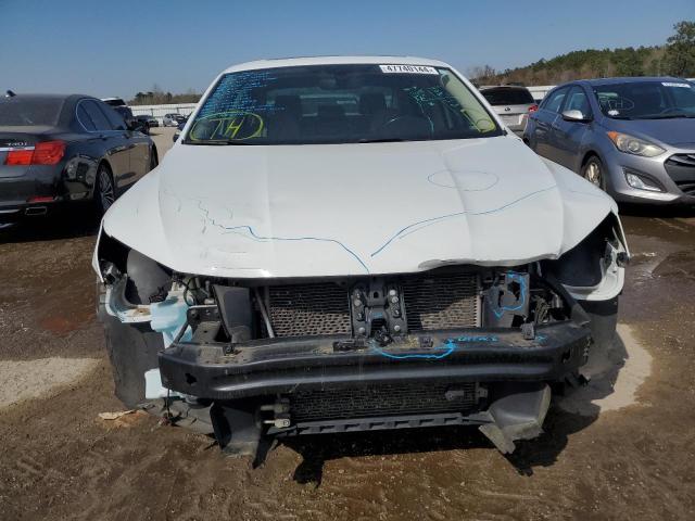 1VWGT7A35HC029900 Volkswagen PASSAT SE