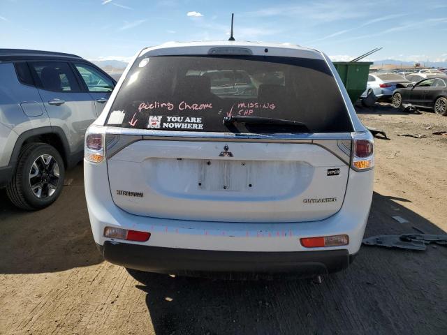 JA4AZ3A3XEZ007331 Mitsubishi Outlander Se